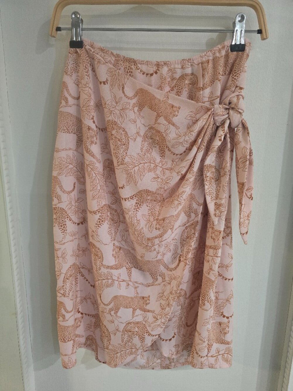 Show Me Your MuMu Anjolie Wrap Skirt Pink Leopard Print Size Small